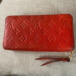 💯 GUARANTEED AUTHENTIC Louis Vuitton Red Monogram Embossed Wallet